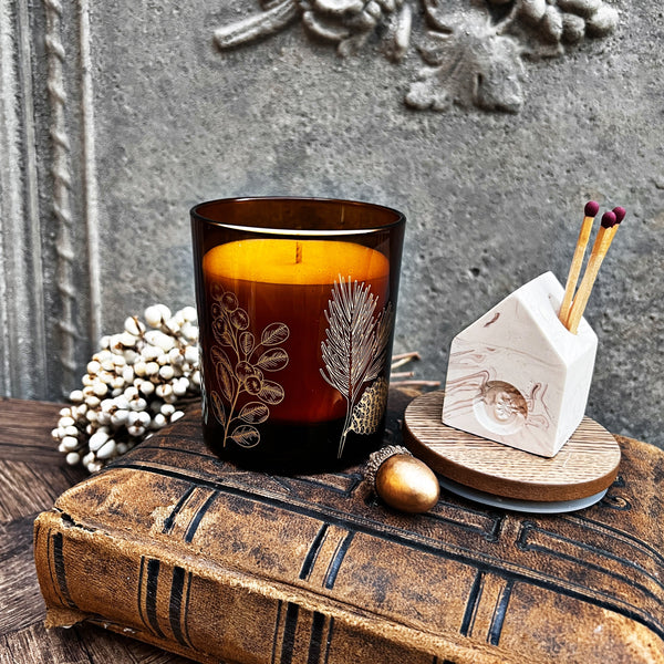 Dark Honey & Tobacco Candle