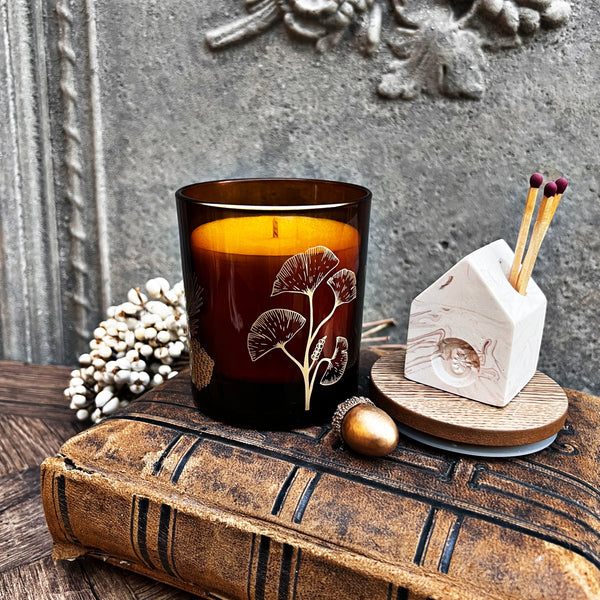 Dark Honey & Tobacco Candle