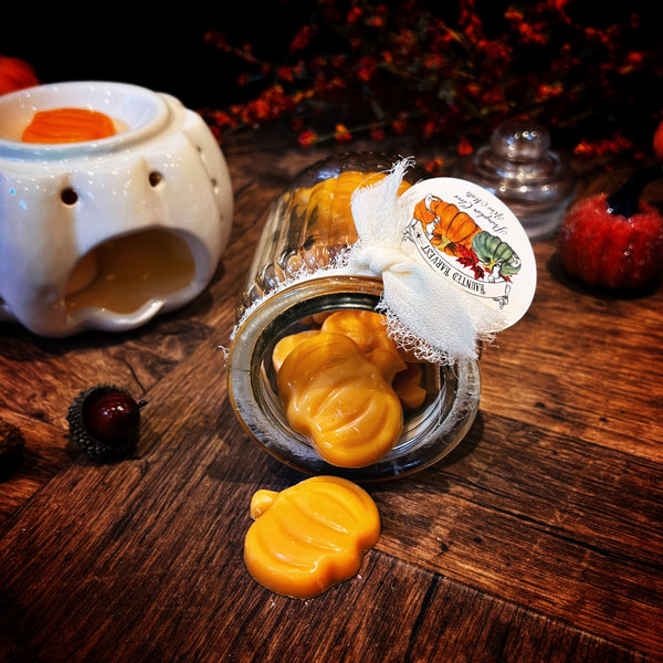 Haunted Harvest Wax Melts Jar - Pumpkin Clove