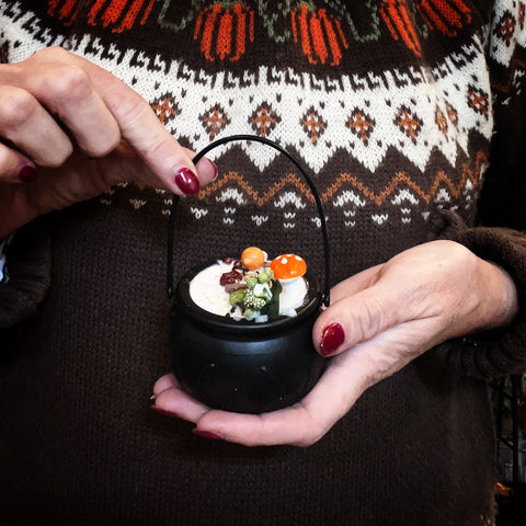 Haunted Harvest Cauldron Bomb