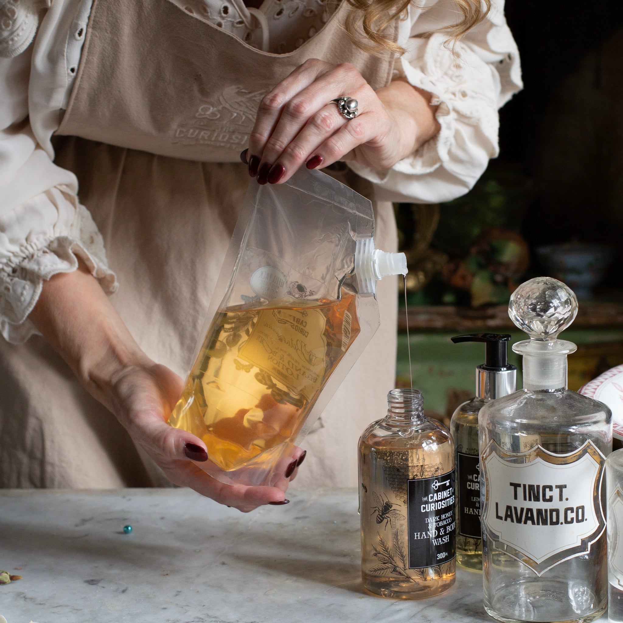 Dark Honey & Tobacco – The Curiosity Society