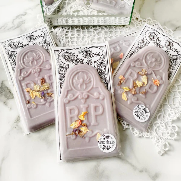 The Rose Moth Wax Melts - Dark Violet